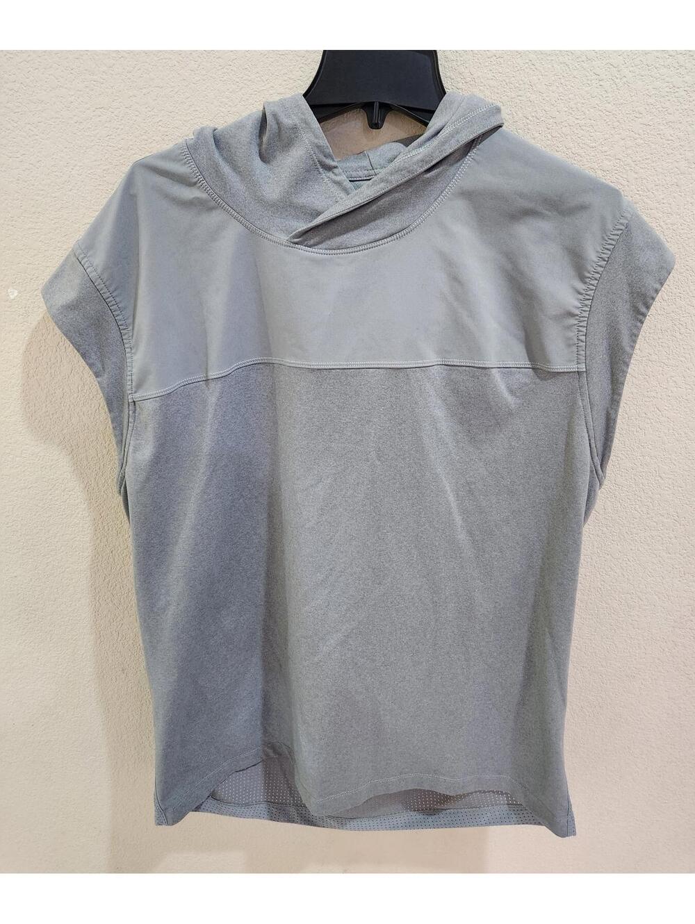 Lululemon Gray Sleeveless Hoodie Pullover Men's Size L Athleisure Shirt Gym